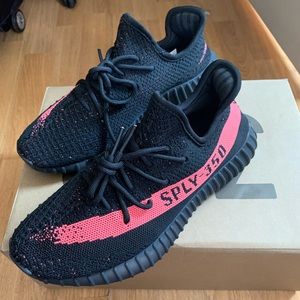 Yeezy boost 350 V2